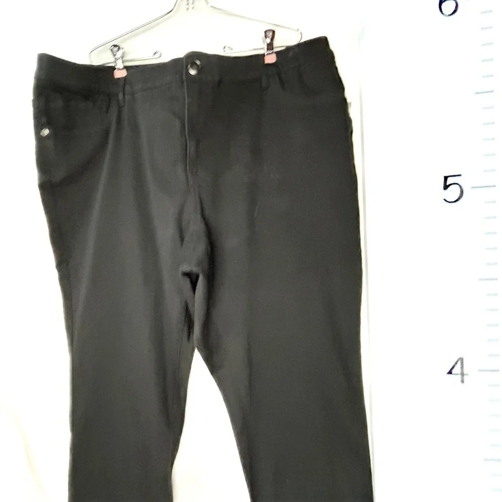 CJ Banks Signature Slimming Tapered Mid Rise Black Jeans 24W‎ NWT - Picture 3 of 14